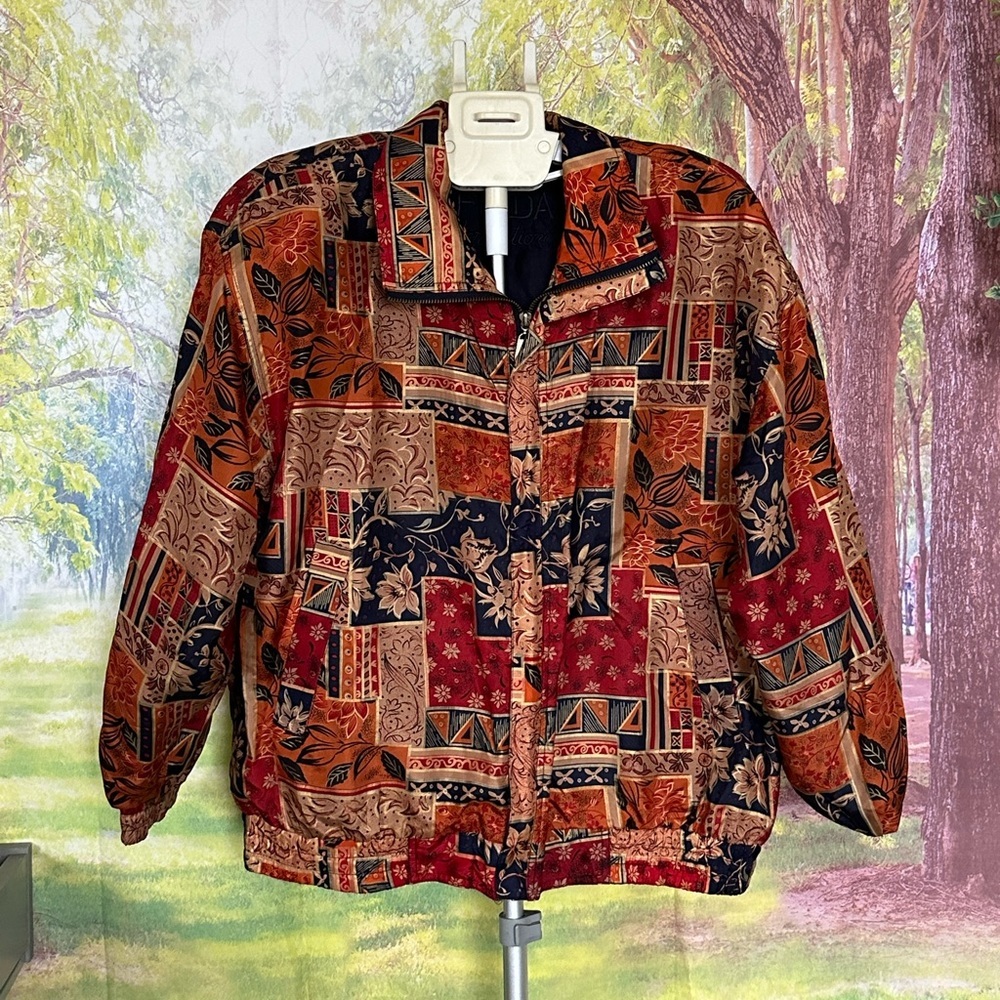 Vintage Sports Jacket 100% Silk Size Medium